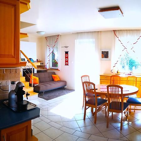 Aurora Premium Home Győr Esterno foto