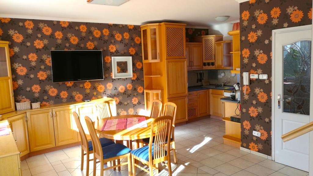 Aurora Premium Home Győr Esterno foto