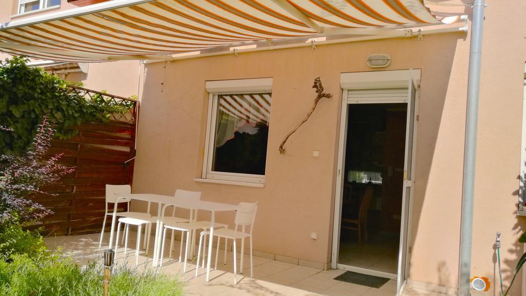 Aurora Premium Home Győr Esterno foto