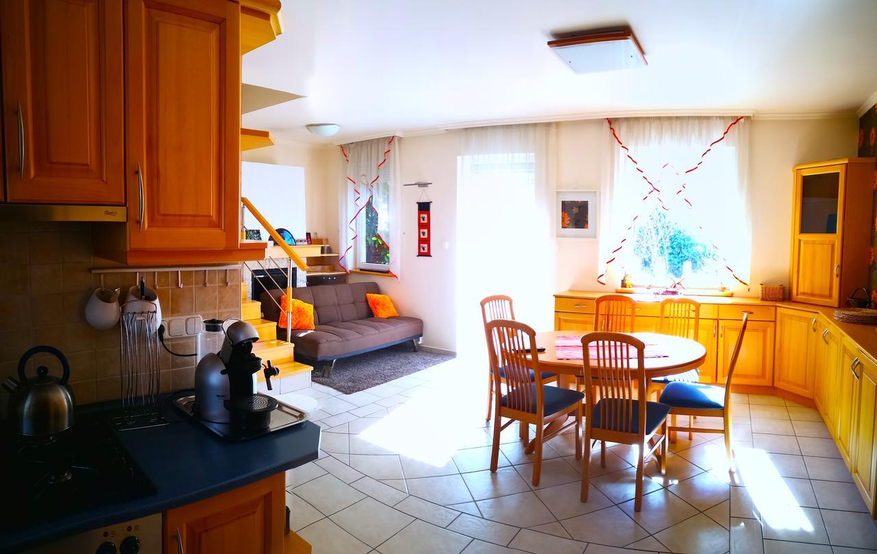 Aurora Premium Home Győr Esterno foto
